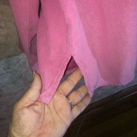 White Stag Long Sleeve Button-Down Blouse - Picture 5 of 11